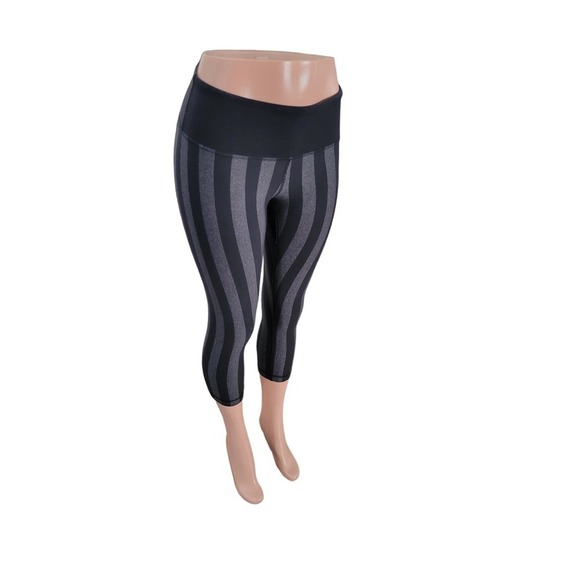 Lululemon Wunder Under Crop Micro Macro Black Heathered Black Size 4 - Picture 8 of 9